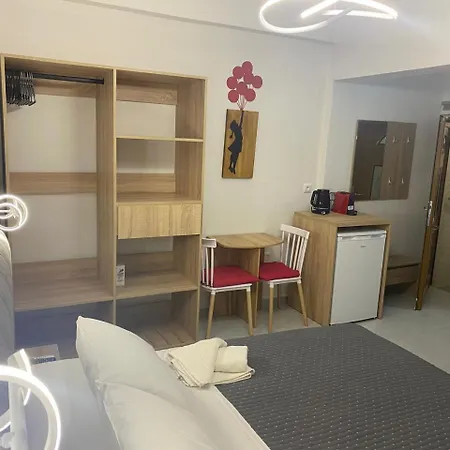 Cosy 2 In شقة Stoúpa