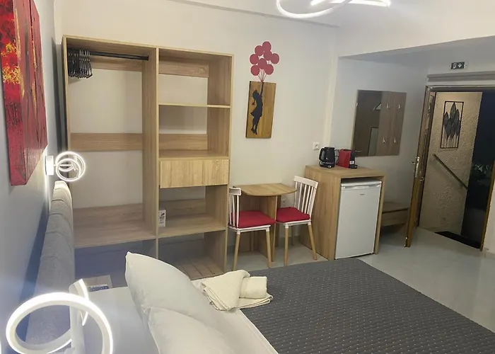 Cosy 2 In شقة Stoúpa